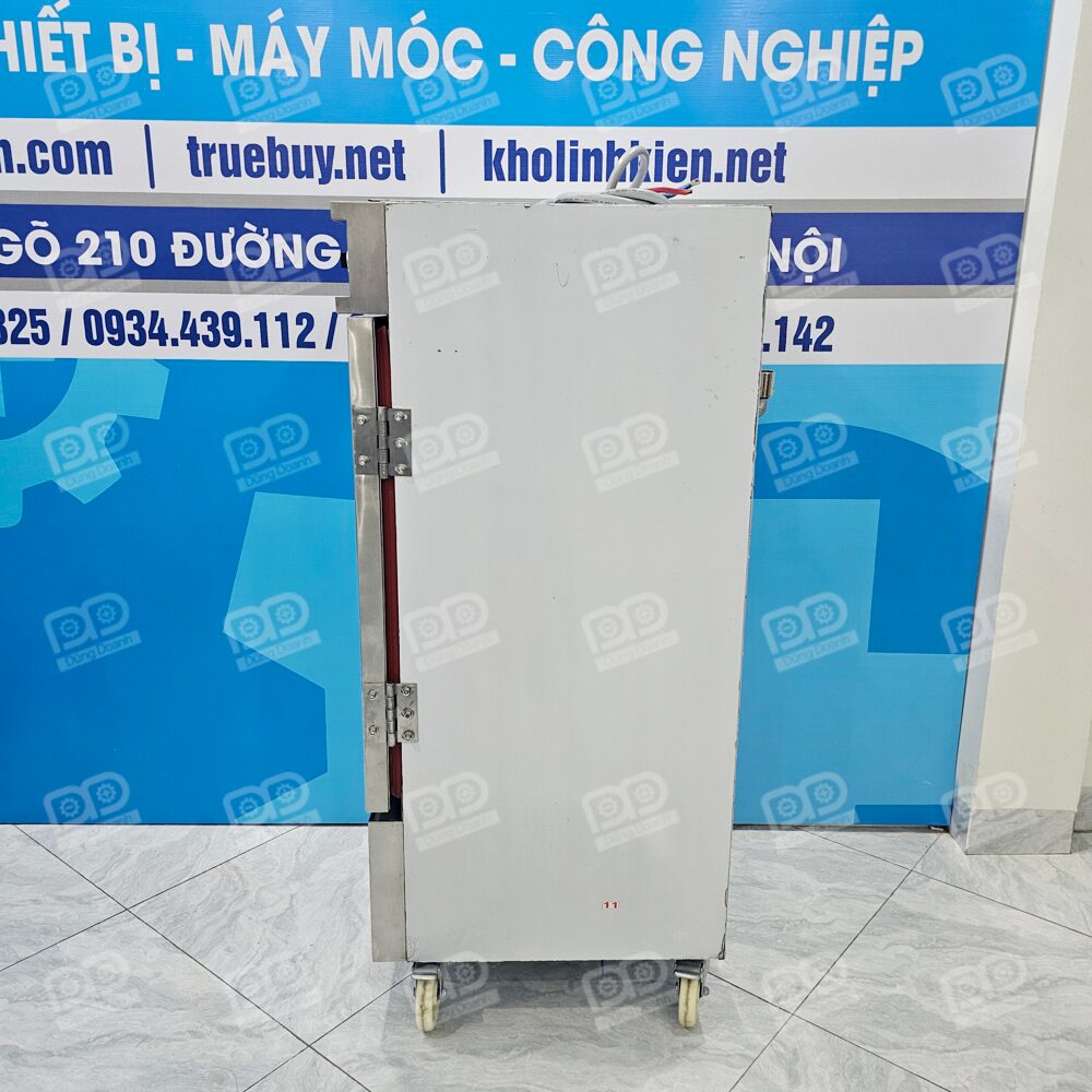 Mặt bên tủ đều có bảo ôn giữ nhiệt