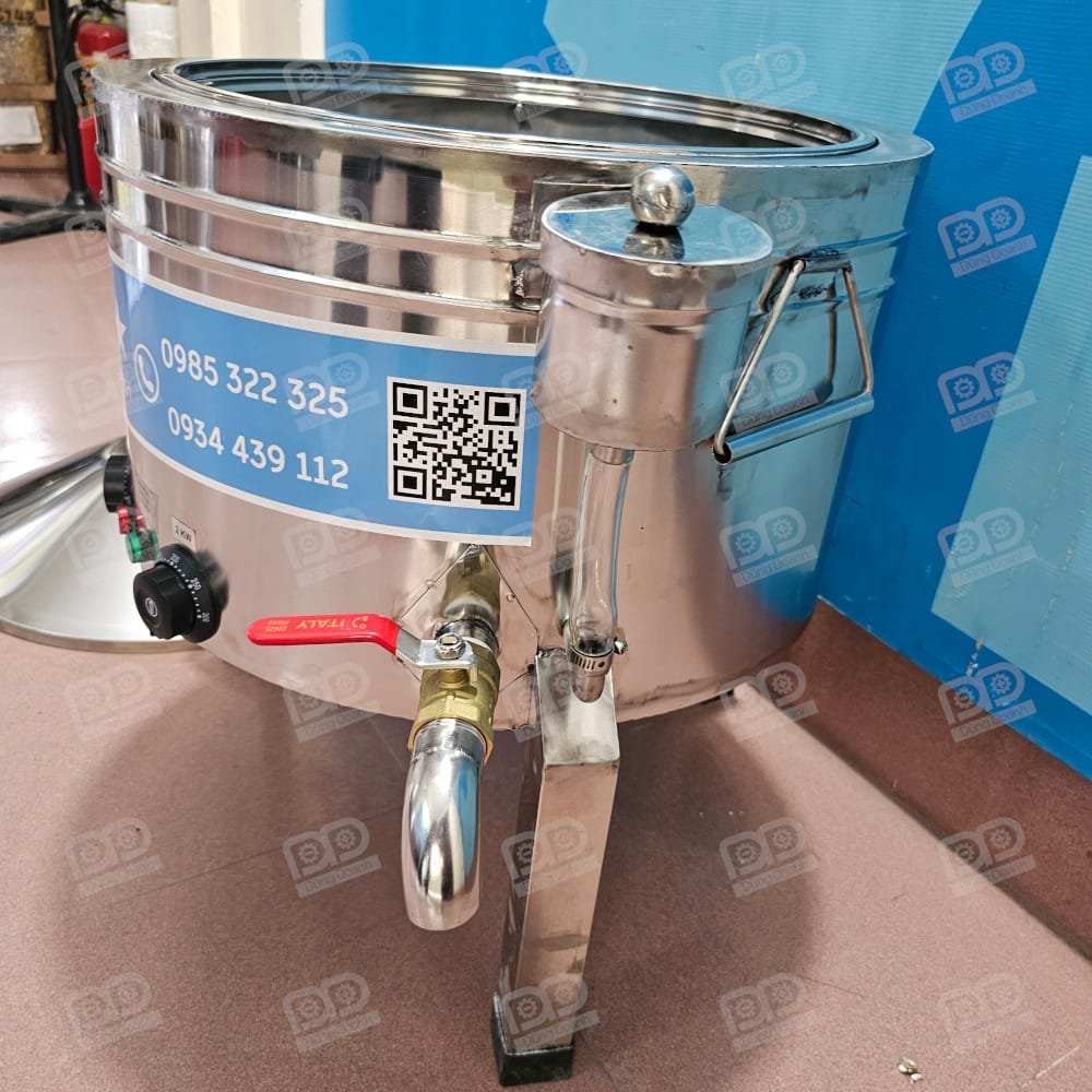 Có hệ thống tiếp nước và xem nước khi tráng không quên nước