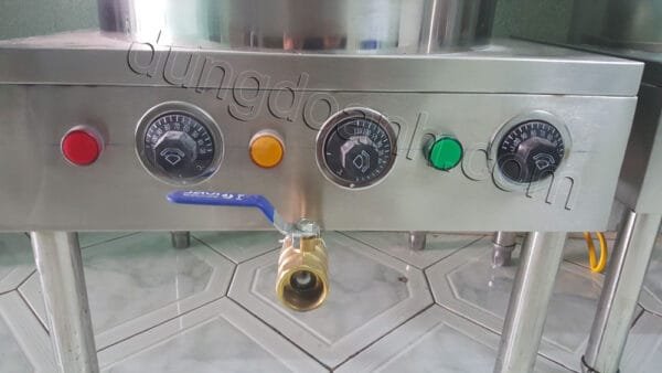 ử dụng chiết áp để điều khiển, có đèn báo, van xả nước tiện dụng