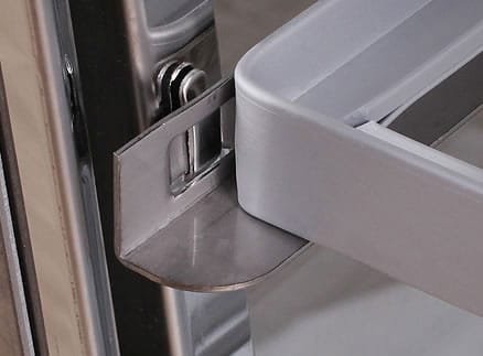 Đường nét gia công sắc sảo và tinh tế