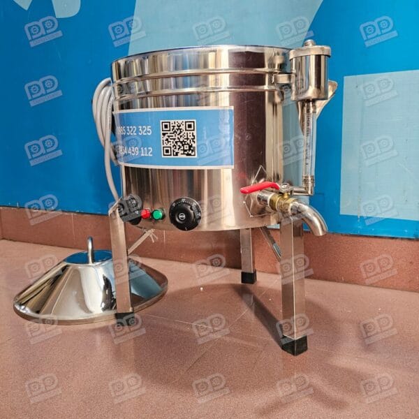 Nồi tráng có phễu tiếp nước và ống thăm mực nước