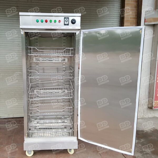 Bên trong tủ sấy inox 1 cánh