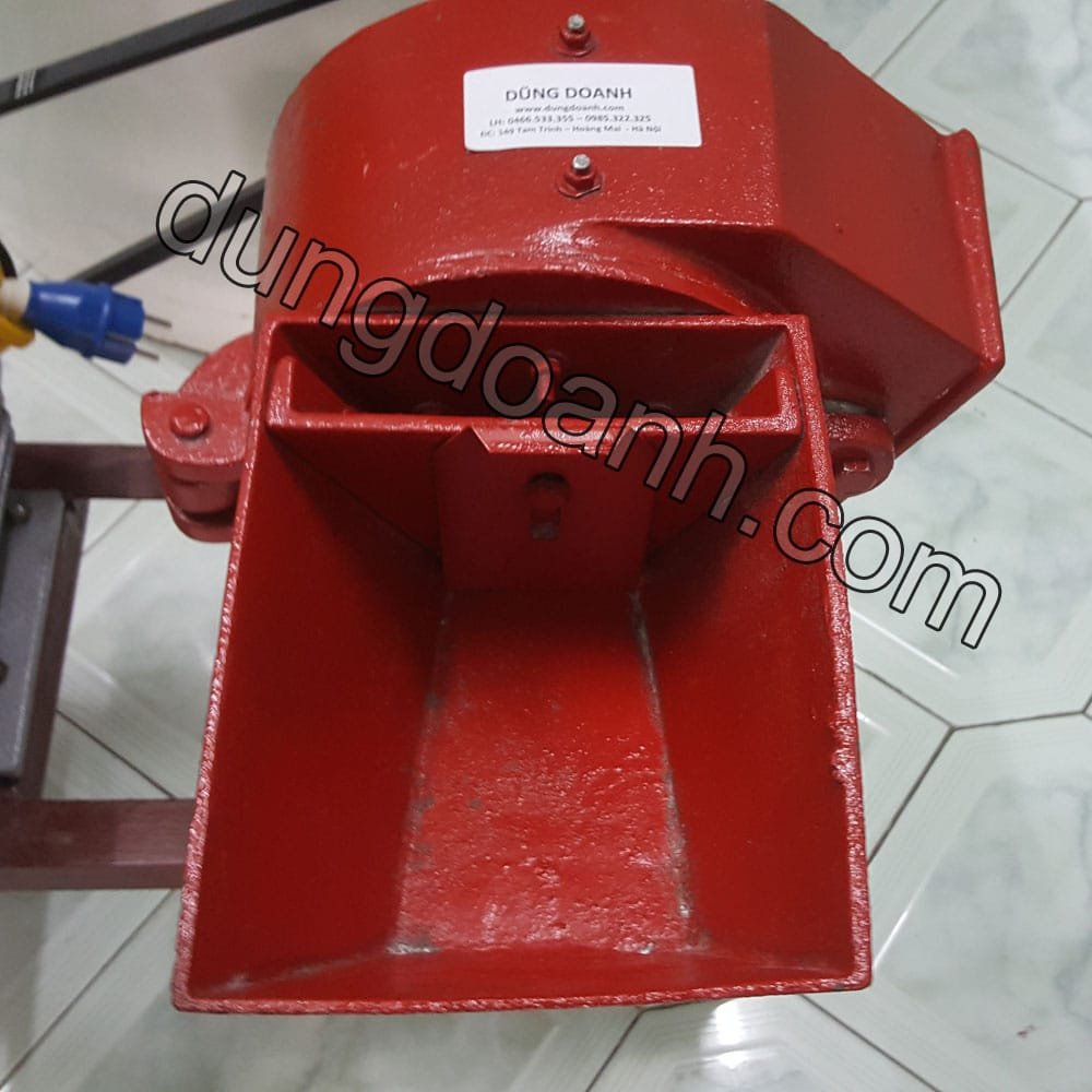 Phễu cho nguyên liệu vào xay