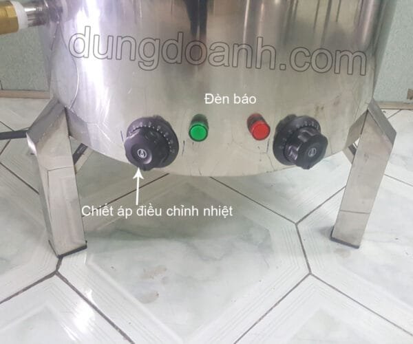 Chiết áp điều khiển + đèn báo