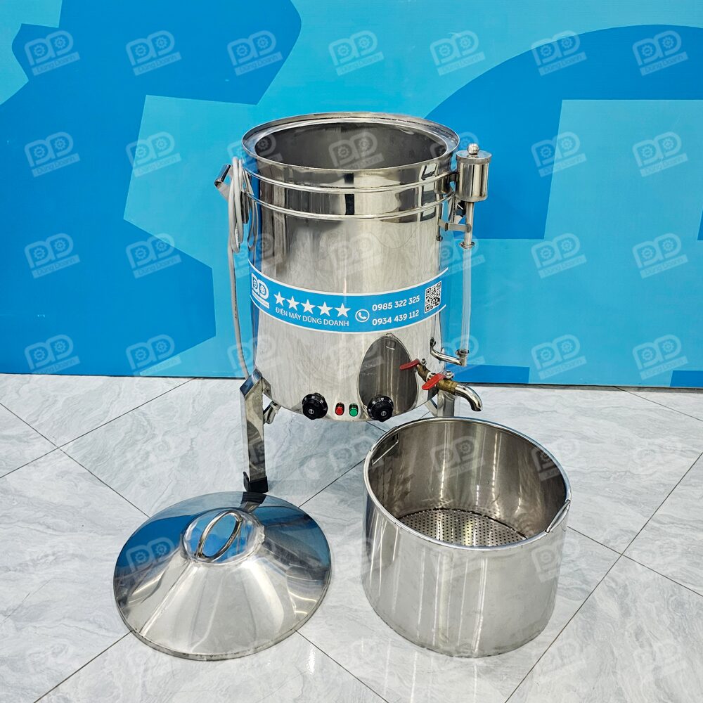Nồi đồ xôi điện công nghiệp inox 2 lớp 10 kg 6 Thiết kế nồi tối giản, thanh gọn, giúp quy trình nấu xôi trở nên chuyên nghiệp và bắt mắt hơn.