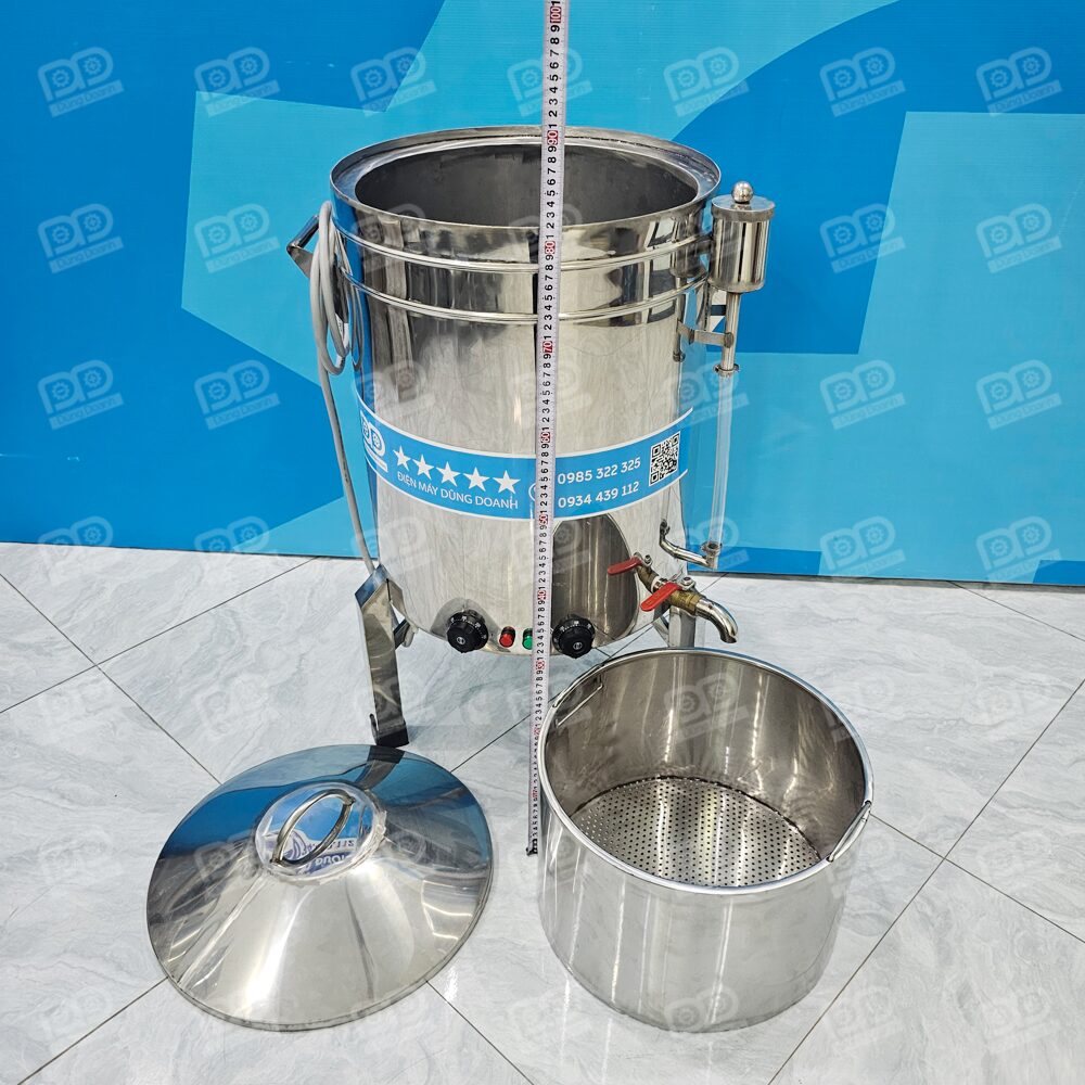 Nồi đồ xôi điện công nghiệp inox 2 lớp 10 kg 16 Đầu tư một lần, sử dụng lâu dài với nồi đồ xôi bằng điện bền bỉ, dễ dàng vệ sinh sau mỗi lần dùng.