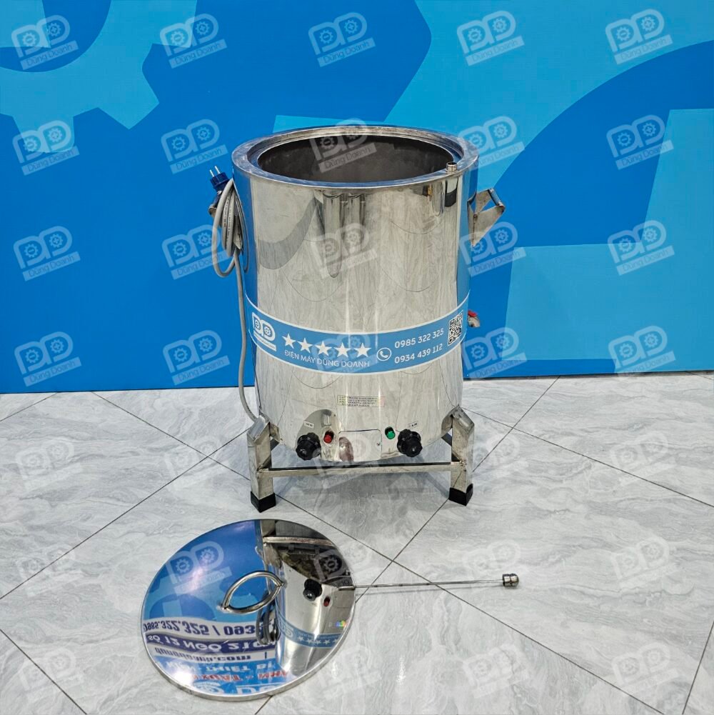 Nắp nồi và que thăm dầu