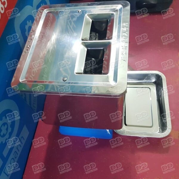 Máy thái thịt mini 2 cửa 2 cỡ HO-72 10 Máy thái thịt đa năng 2 cửa sở hữu hai khe cắt với kích cỡ khác nhau để người dùng linh hoạt lựa chọn