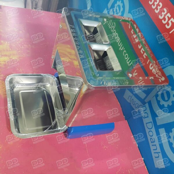Máy thái thịt mini 2 cửa 2 cỡ HO-72 11 Khay đựng thực phẩm đi kèm cũng làm bằng inox giúp đảm bảo vệ sinh trong quá trình sử dụng