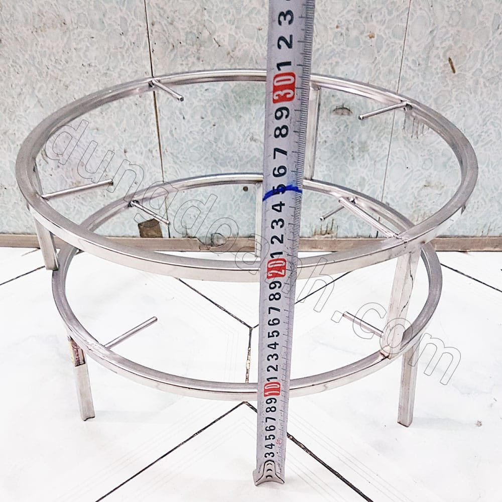 Hai tầng trên có thể tháo rời khoảng cách là 20cm