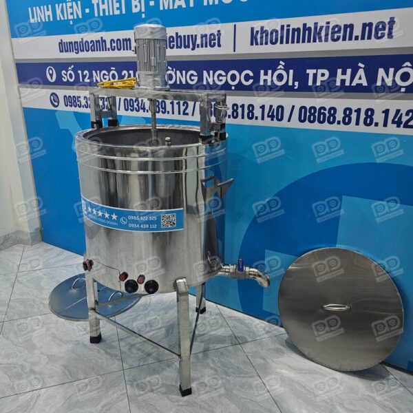 Mặt bên nồi khuấy nhiệt dầu có van xả lớn