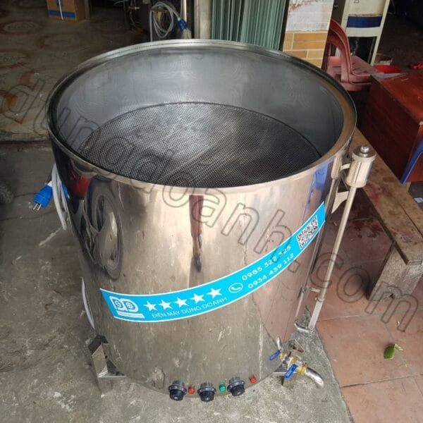 Có thêm vỉ hấp trong nồi