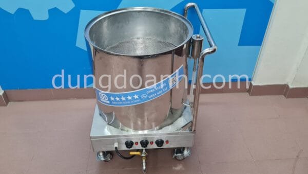 Trong lòng nồi