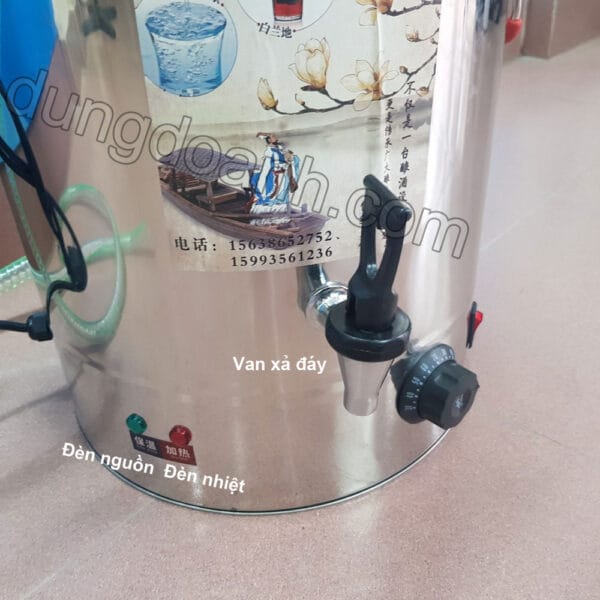 Nồi chưng cất tinh dầu điện 20L 17 Bộ phận điện điều khiển ngay trước mặt nồi sử dụng dễ dàng