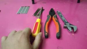 Hướng dẫn thay lưỡi dao máy thái hành