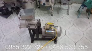 Máy xay bột trà xanh