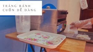 Tráng thử bằng máy hấp mini dùng điện