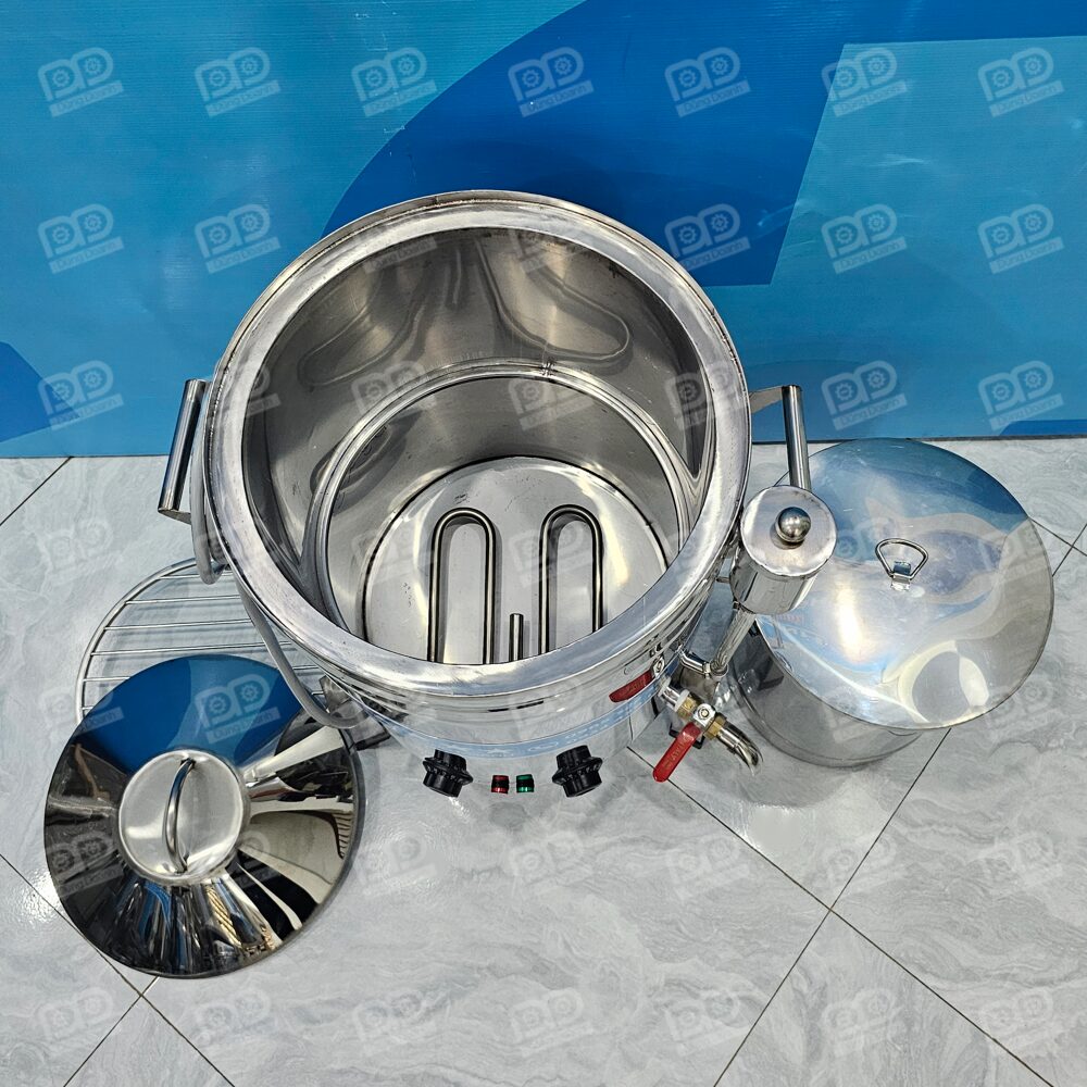 Nồi hấp pate công nghiệp 5kg 15 Nồi hấp pate dùng điện 5-7kg: Nhỏ gọn, tinh tế, phù hợp mọi không gian.
