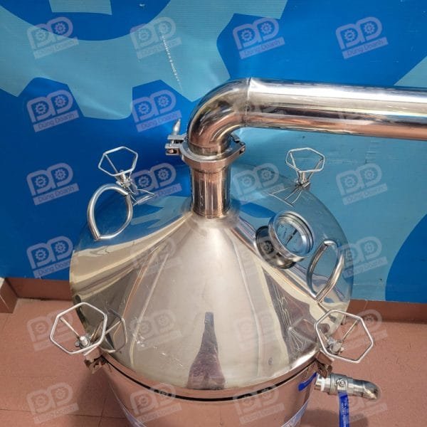 Các chốt vặn nhẹ nhàng mà vẫn đảm bảo kín hơi