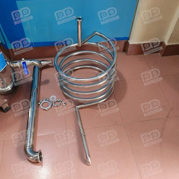 Ruột gà và đòn gánh được nối với nhau bằng khớp nối nhanh