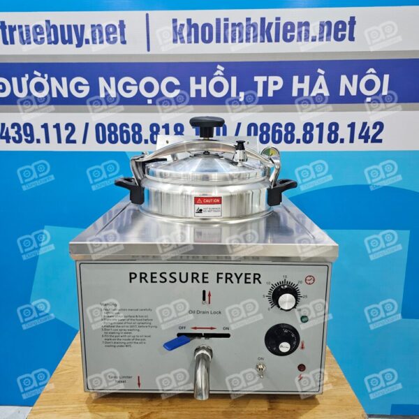 🍗 Cơ chế chiên áp suất độc đáo: Sự kết hợp giữa nhiệt độ dầu và áp suất cao giúp thực phẩm chín sâu từ bên trong, khóa chặt độ ẩm và dưỡng chất của món ăn.