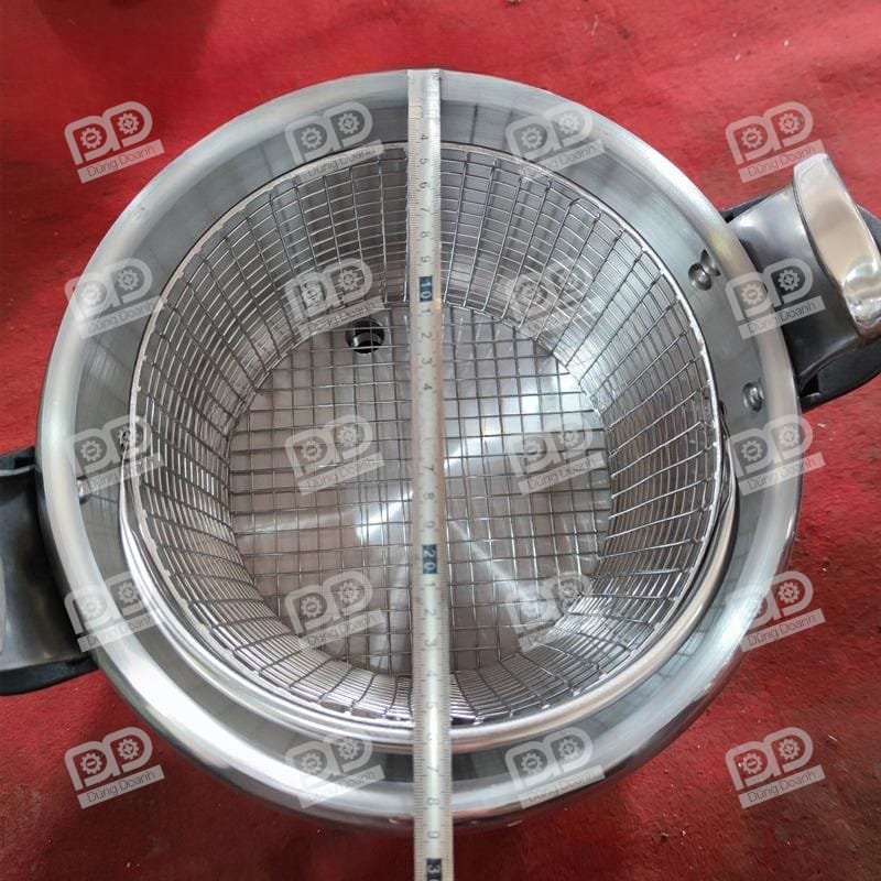 Giỏ chiên trong lòng nồi
