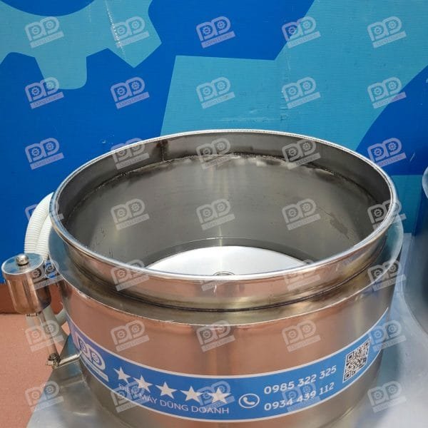 Thành nồi tráng bánh đa mỳ quảng
