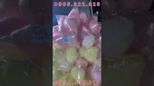 Một buổi tối bán 300 cây kẹo bông