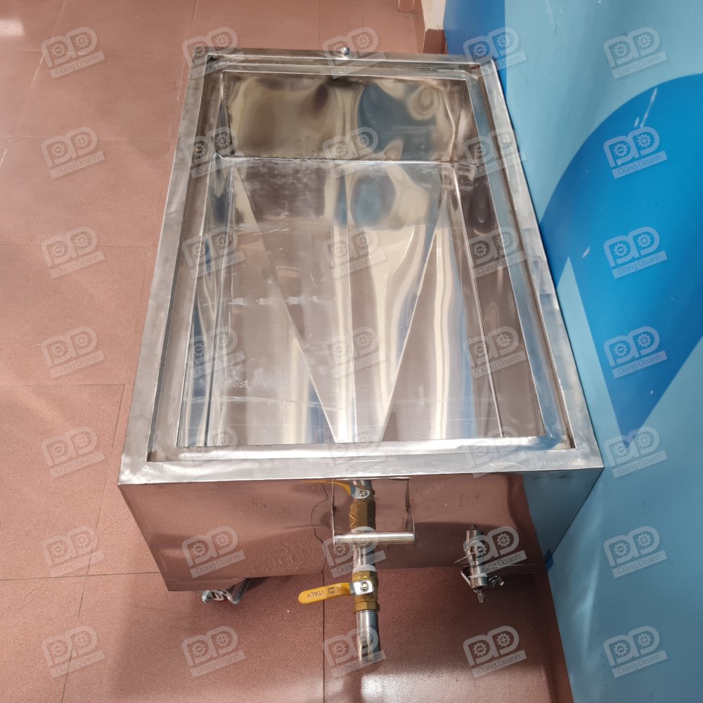 Mặt trong lòng nồi không sử dụng sợi đốt trực tiếp