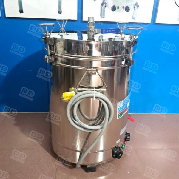 Nồi thiết kế gọn nhẹ tiện dụng bền bỉ