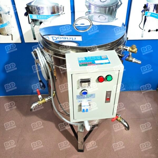 Có hệ thống thăm nước, thêm nước, van xả