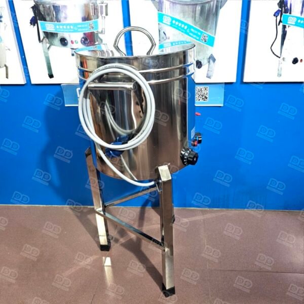 Có sẵn dây và phích cắm