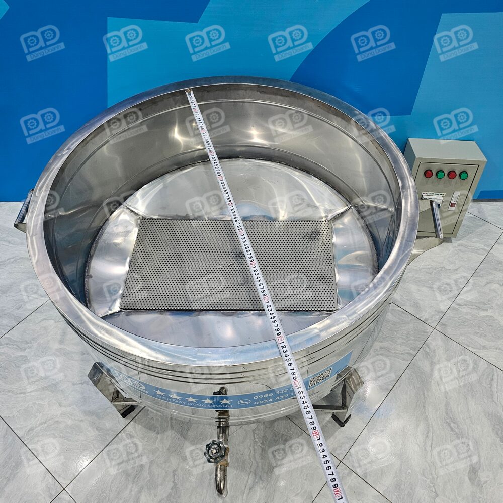 Đường kính bếp chiên 90cm chưa tính phần bảo ôn 5cm