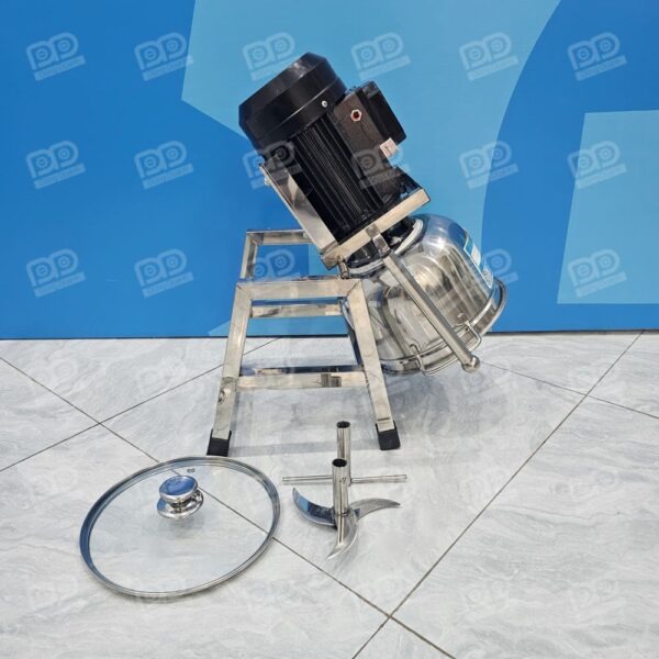 Máy Xay Có Cơ Chế Lật Tiện Dụng