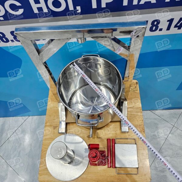 Máy ép inox 22 lít / 36 lít 9 Tách nước và bã nhanh chóng, giữ nguyên hương vị tự nhiên của nguyên liệu.