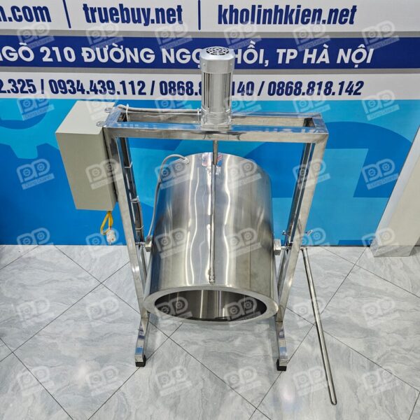 Sản phẩm được chế tác hoàn toàn từ chất liệu Inox 304 cao cấp, đảm bảo độ bền và vệ sinh an toàn thực phẩm tuyệt đối.