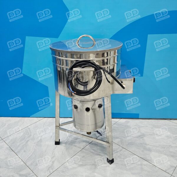 Trang bị 2 bộ điều chỉnh nhiệt riêng biệt giúp bạn linh hoạt kiểm soát điện năng và độ nóng của dầu.