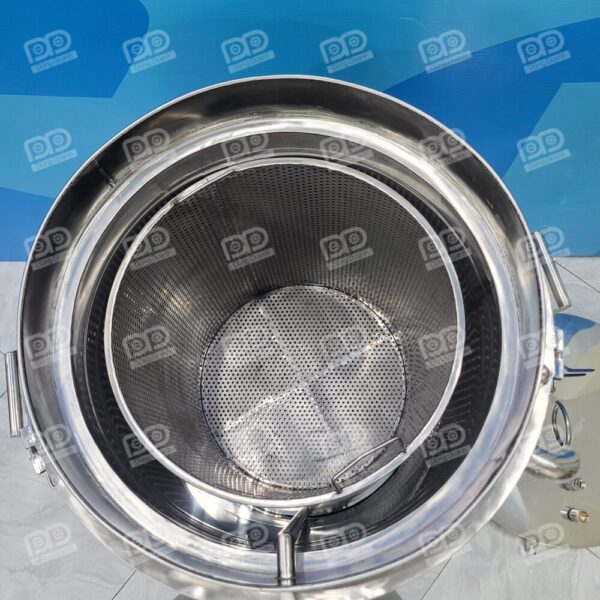 Nồi ninh hầm nhiệt dầu 120 lít có tủ điều khiển 9 Giải pháp chuyên nghiệp: Đây là sự lựa chọn số 1 cho các cơ sở ninh xương, nấu cháo, cô dược liệu hoặc chế biến thực phẩm đóng gói quy mô công nghiệp.