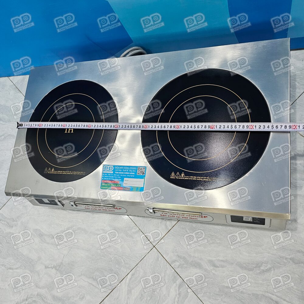🍳 Mặt bếp phẳng rộng rãi với đường kính lên đến 35cm, thoải mái đáp ứng các loại nồi chảo công nghiệp dung tích lớn để ninh, hầm, nấu canh.
