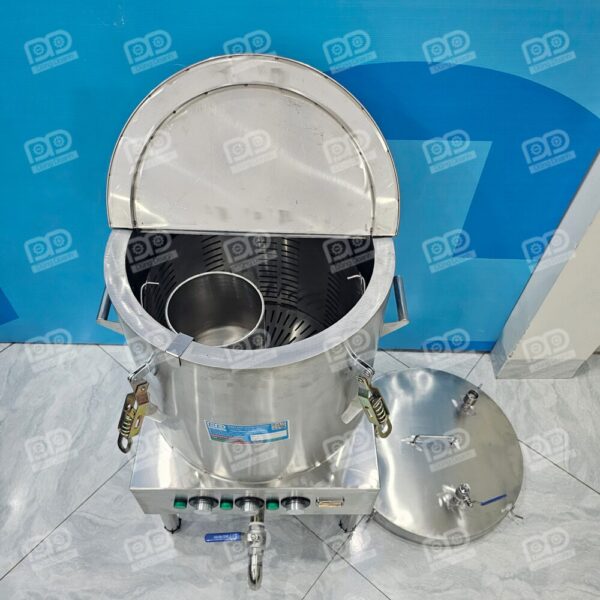 Lớp bảo ôn dày 3cm giúp giữ nhiệt cực lâu, tiết kiệm tối đa điện năng tiêu thụ cho cửa hàng của bạn.