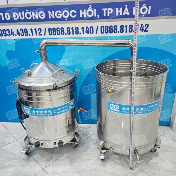 Với 5 vam chốt chắc chắn và gioăng cao su chịu nhiệt, nồi loại bỏ hoàn toàn tình trạng thất thoát hơi rượu, giúp thu được nhiều thành phẩm hơn so với phương pháp truyền thống.