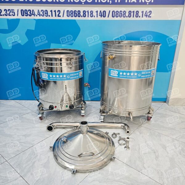 Lớp cách nhiệt dày dặn không chỉ giúp giữ nhiệt sâu, tiết kiệm điện năng mà còn đảm bảo an toàn, không gây bỏng khi chạm vào vỏ nồi.