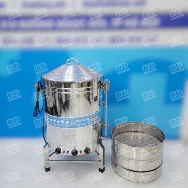 Thiết kế chân đế vững chãi cùng van xả đáy tiện lợi giúp việc vệ sinh nồi sau khi sử dụng trở nên cực kỳ nhanh chóng.