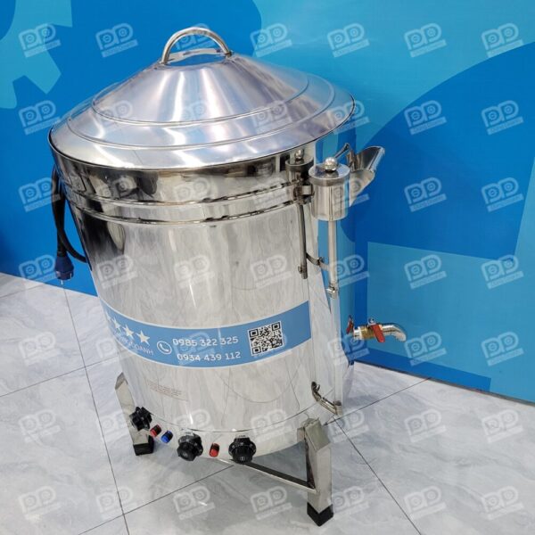 Nồi Hấp Bánh Bao Bánh Bèo 100L 3 Tầng 9 Sản phẩm được chế tác hoàn toàn từ Inox cao cấp, đảm bảo độ bền vĩnh cửu và vẻ ngoài sáng bóng chuyên nghiệp.