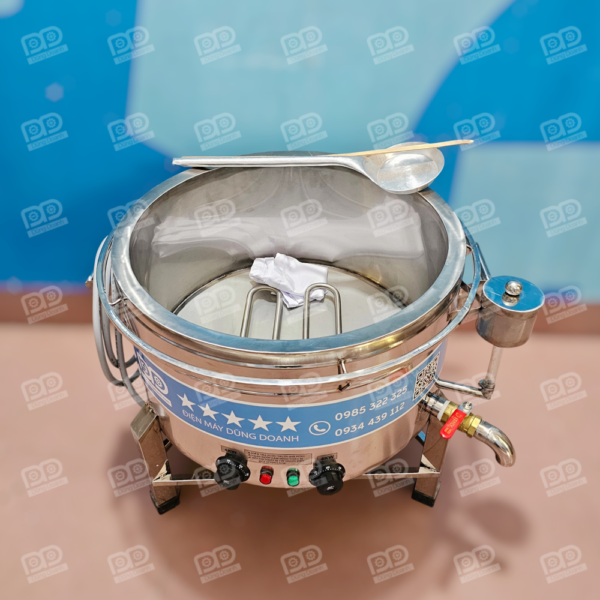 Thiết kế vành cạp ngoài giúp mặt vải căng phẳng tuyệt đối, cho ra những lá bánh đa, mì quảng chuẩn kích thước và đẹp mắt.