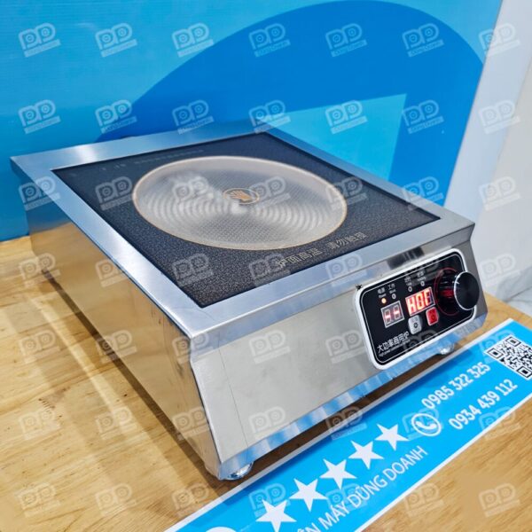 Sở hữu công suất điện lên tới 3.5 kW/h, bếp cho khả năng gia nhiệt cực nhanh giúp tối ưu hóa thời gian chế biến, đặc biệt phục vụ siêu tốc vào những khung giờ cao điểm.