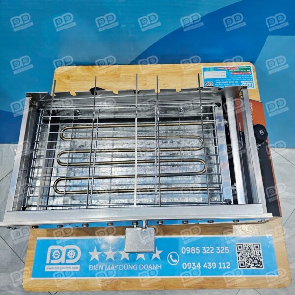 Máy sử dụng nguồn điện dân dụng 220V tiện lợi, dễ dàng kết nối và vận hành ngay tại nhà