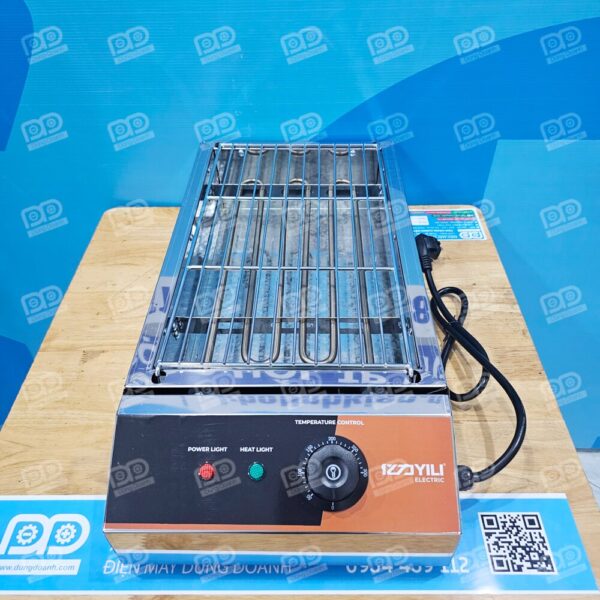 Bếp nướng tích hợp núm điều chỉnh nhiệt độ linh hoạt cùng hệ thống đèn báo trạng thái trực quan