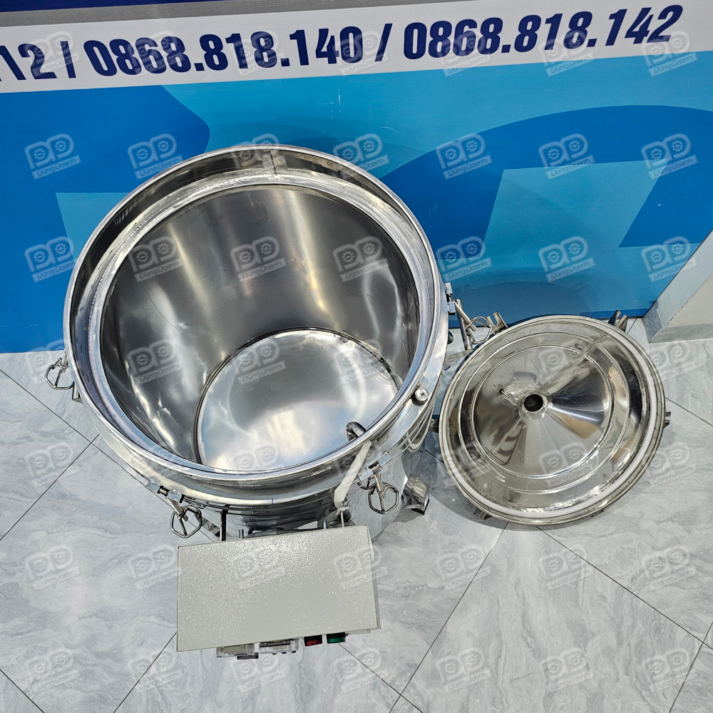 Nồi Chưng Cất Nhiệt Dầu 150 Lít Hẹn Giờ Chỉnh Nhiệt 8 Thành nồi bố trí 6 vam chốt xoay tay giúp thao tác khóa vặn cực kỳ nhẹ nhàng