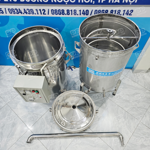 Nồi Chưng Cất Nhiệt Dầu 150 Lít Hẹn Giờ Chỉnh Nhiệt 13 Thùng làm lạnh đi kèm có dung tích lên tới 250 lít giúp ngưng tụ nhanh
